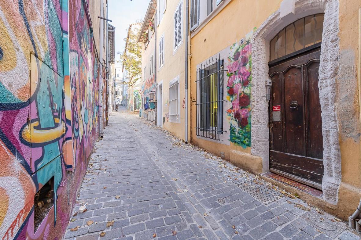 T1 Pop Tout Neuf Au Panier Μασσαλία Εξωτερικό φωτογραφία